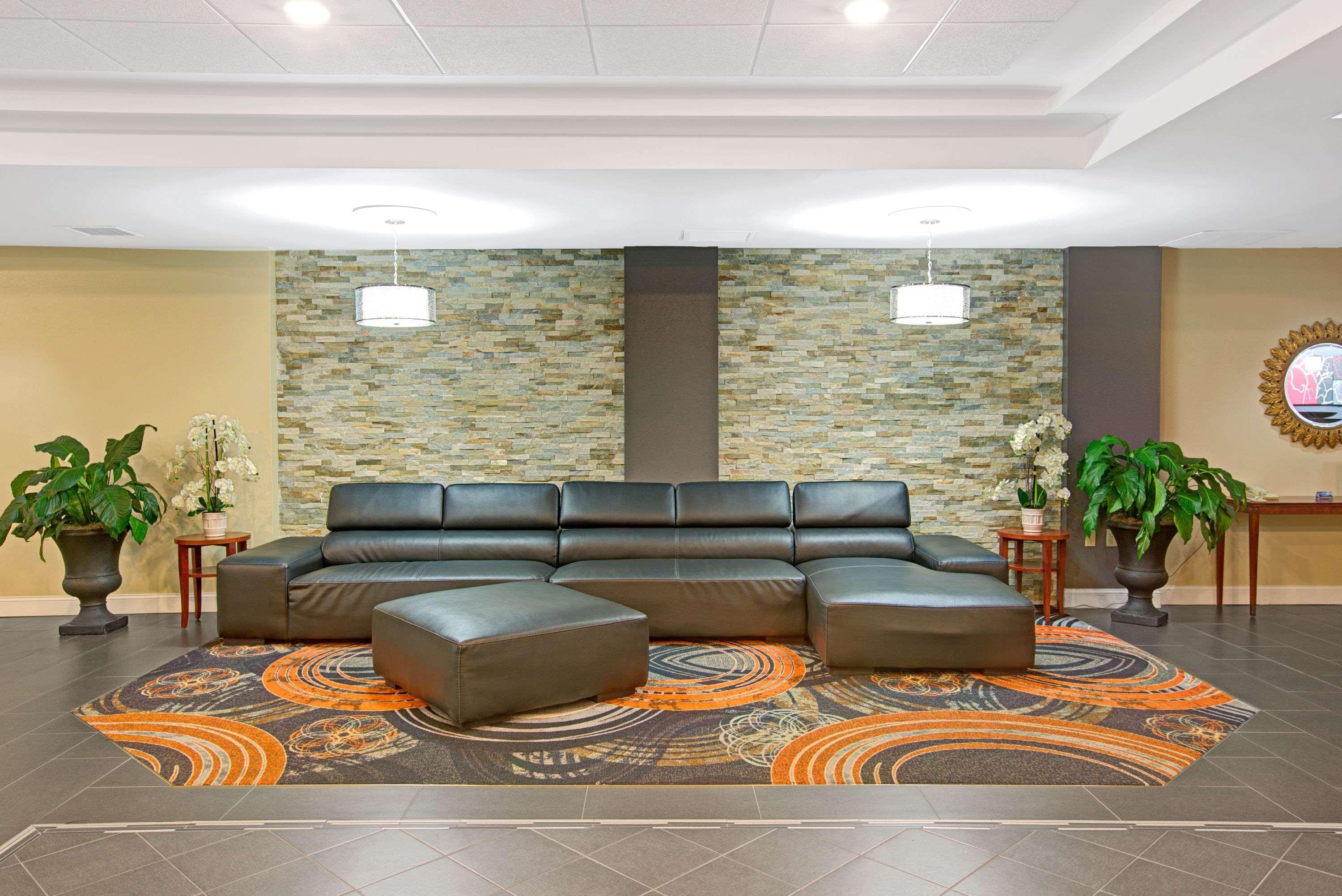 Hotel Ramada Plaza By Wyndham Charlotte South End Airport Esterno foto