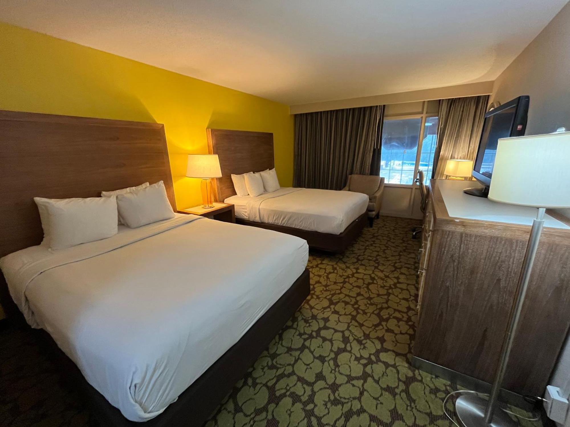 Hotel Ramada Plaza By Wyndham Charlotte South End Airport Esterno foto