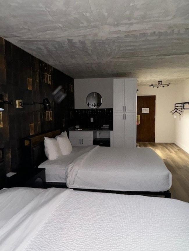 Hotel Ramada Plaza By Wyndham Charlotte South End Airport Esterno foto