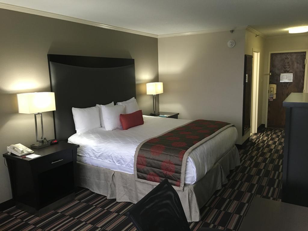 Hotel Ramada Plaza By Wyndham Charlotte South End Airport Esterno foto